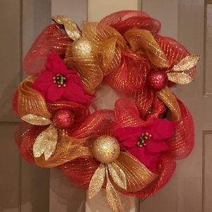 18" Holiday Ribbon/Poinsettia Wreath